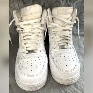 NIKE AIR FORCE 1 HIGH TOP!!!